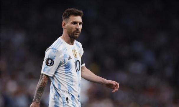 纪实演员王二妮：风光之时回农村种田放牛，是惬意还是无奈？